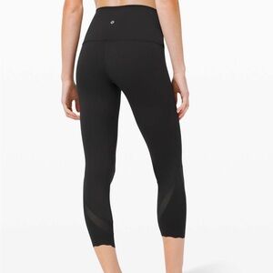 Lululemon Athletica Black Wunder Under Cropped Leggings